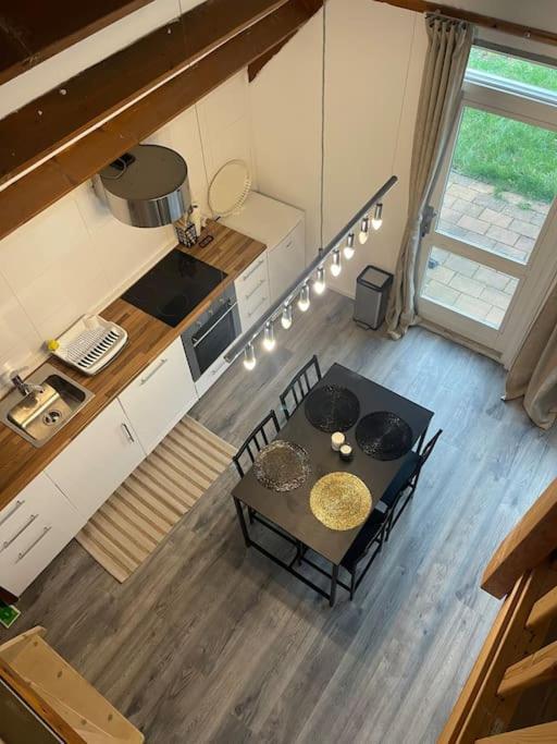 Leuke Bungalow In Noord-Holland Opmeer Екстериор снимка
